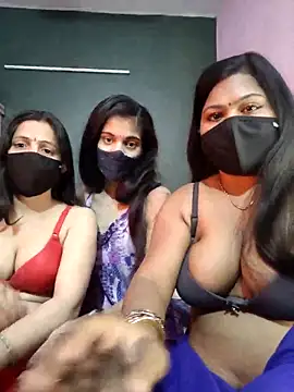 cutee  crazy online show from 01-17-26, 02:09