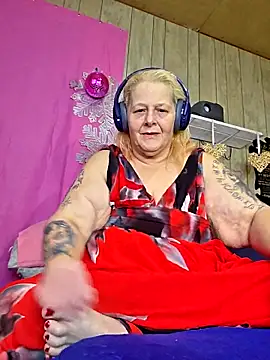 DavisDesires online show from 02-12-26, 01:33