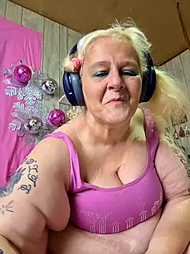 DavisDesires online show from 02-10-26, 06:29