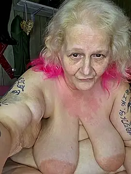 DavisDesires online show from 02-19-26, 09:01