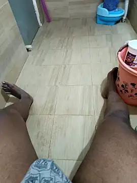 mkmony online show from 12-29-24, 11:40