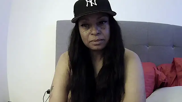 Snapshot of MSweetLindaParks chatting on 06-11-26, 12:23 MSweetLindaParks online show from 06-11-26, 12:23