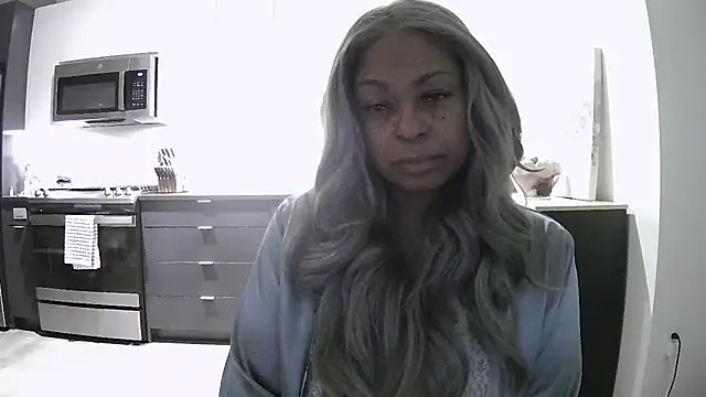 Snapshot of MSweetLindaParks chatting on 07-16-26, 01:24 MSweetLindaParks online show from 07-16-26, 01:24