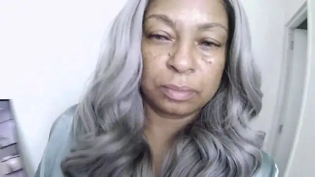 Snapshot of MSweetLindaParks chatting on 07-16-26, 02:14 MSweetLindaParks online show from 07-16-26, 02:14