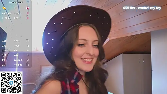 Snapshot of angelapixiee chatting on 04-09-26, 04:14 angelapixiee online show from 04-09-26, 04:14