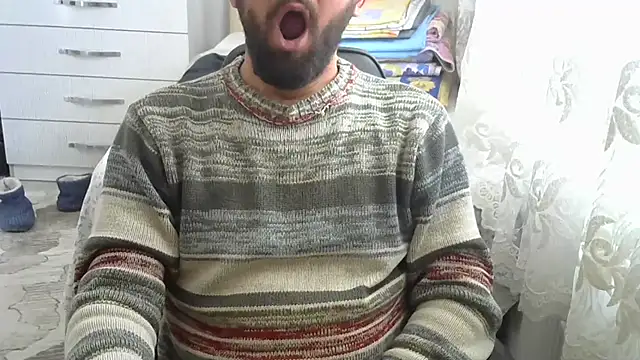 Snapshot of crazybaby5461 chatting on 10-18-25, 12:51 crazybaby5461 online show from 10-18-25, 12:51