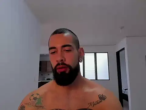 Snapshot of Matheusbeard chatting on 09-12-25, 09:58 Matheusbeard online show from 09-12-25, 09:58