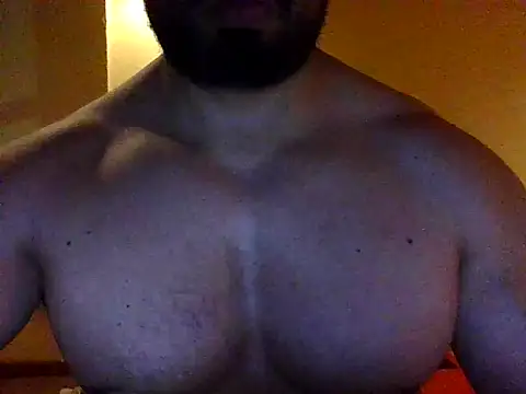 Snapshot of marcus002001 chatting on 04-22-26, 03:02 marcus002001 online show from 04-22-26, 03:02