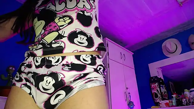 Lunahoney1 online show from 10-21-25, 07:24