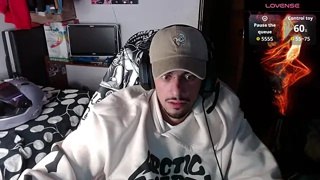 Snapshot of Apolo_S chatting on 02-20-26, 05:15 Apolo S online show from 02-20-26, 05:15