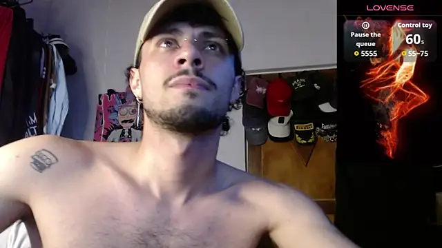 Snapshot of Apolo_S chatting on 02-19-26, 05:10 Apolo S online show from 02-19-26, 05:10