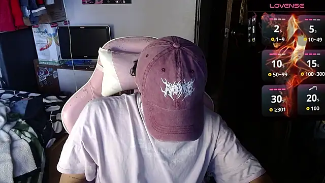 Snapshot of Apolo_S chatting on 02-21-26, 05:26 Apolo S online show from 02-21-26, 05:26