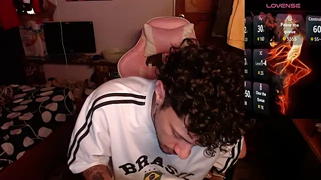 Snapshot of Apolo_S chatting on 02-27-26, 06:57 Apolo S online show from 02-27-26, 06:57