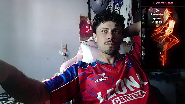 Snapshot of Apolo_S chatting on 02-02-26, 07:57 Apolo S online show from 02-02-26, 07:57