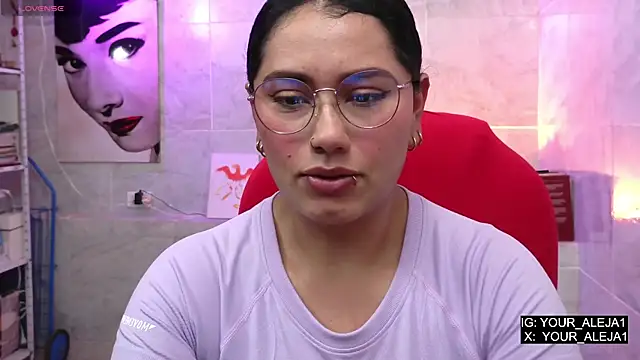Snapshot of LauraRuiz1 chatting on 05-16-26, 12:53 LauraRuiz1 online show from 05-16-26, 12:53