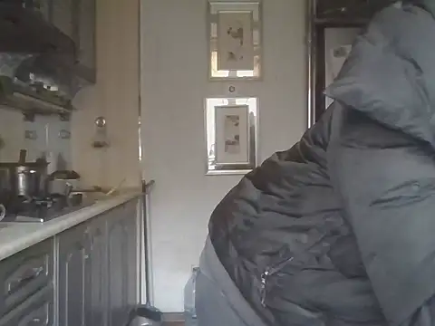 Baby-Matilda online show from 12-21-25, 08:49