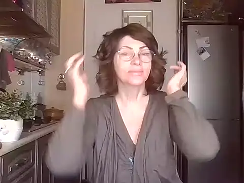 Baby-Matilda online show from 03-16-25, 08:43
