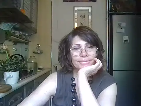 Baby-Matilda online show from 06-19-26, 10:21