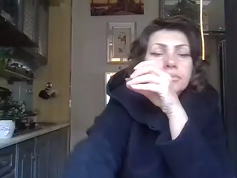 Baby-Matilda online show from 10-24-25, 09:41