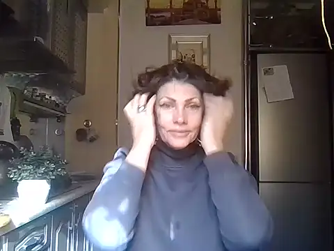 Baby-Matilda online show from 10-27-25, 09:10