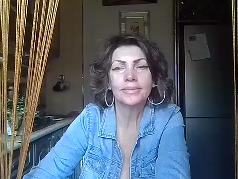 Baby-Matilda online show from 11-15-25, 09:24