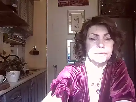 Baby-Matilda online show from 11-27-25, 10:27