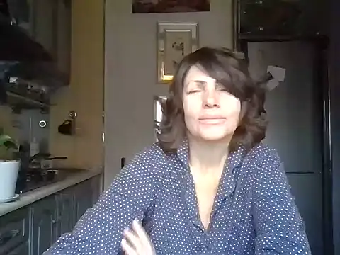 Baby-Matilda online show from 02-04-25, 10:43