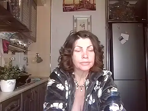 Baby-Matilda online show from 03-06-25, 10:41