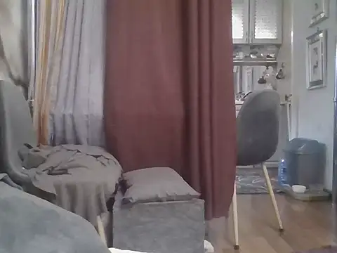 Baby-Matilda online show from 12-17-25, 12:10