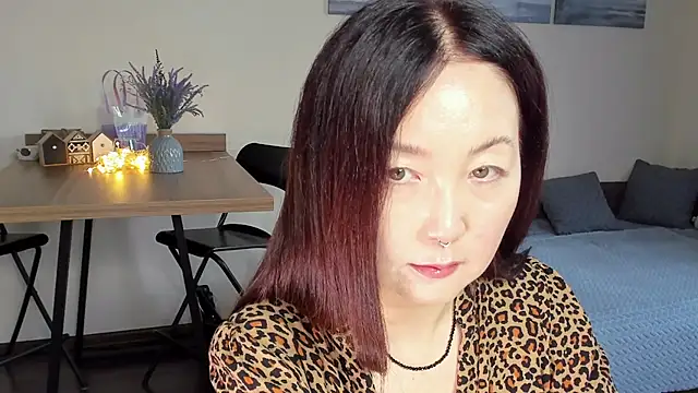 AvroraSakura online show from 10-11-25, 01:56