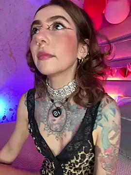 Evangelyne 1 online show from 02-18-26, 03:52