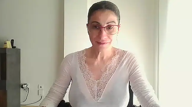 Snapshot of Sanada_hot chatting on 01-26-25, 01:58 Sanada hot online show from 01-26-25, 01:58