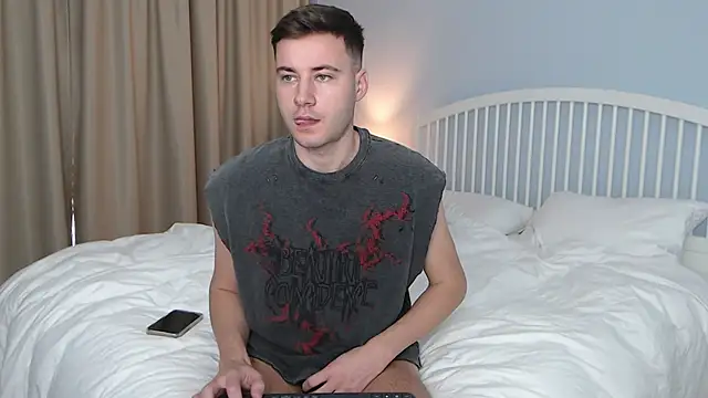 Snapshot of JustinMorrisX chatting on 11-16-25, 10:20 JustinMorrisX online show from 11-16-25, 10:20