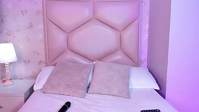 ambar sullivan online show from 11-02-25, 11:37