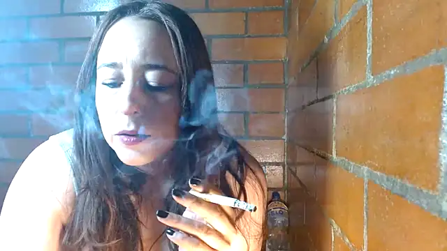 Snapshot of jenniferS_ chatting on 01-19-26, 05:00 jenniferS online show from 01-19-26, 05:00