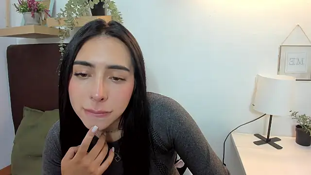 Snapshot of isabella_jade chatting on 03-12-25, 07:14 isabella jade online show from 03-12-25, 07:14