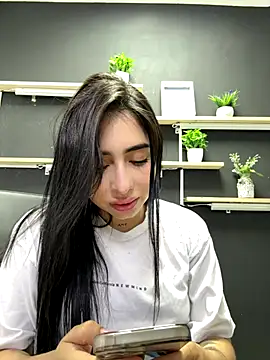 isabella jade online show from 11-06-25, 01:48