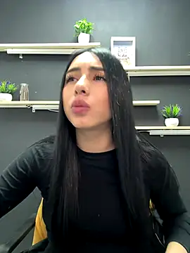 isabella jade online show from 12-17-25, 11:10