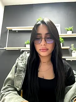 isabella jade online show from 10-31-25, 06:48