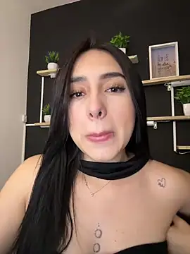 Snapshot of isabella_jade chatting on 02-13-26, 09:15 isabella jade online show from 02-13-26, 09:15