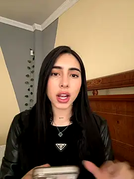 Snapshot of isabella_jade chatting on 09-10-25, 01:32 isabella jade online show from 09-10-25, 01:32