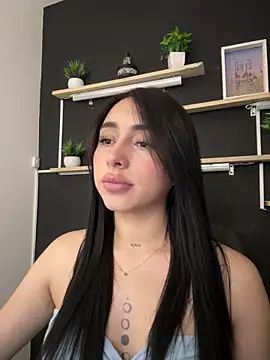 Snapshot of isabella_jade chatting on 02-21-26, 09:17 isabella jade online show from 02-21-26, 09:17