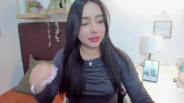 Snapshot of isabella_jade chatting on 02-24-25, 06:36 isabella jade online show from 02-24-25, 06:36