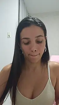 miaeyes online show from 11-17-25, 02:15