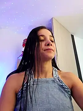 miaeyes online show from 12-31-24, 01:41