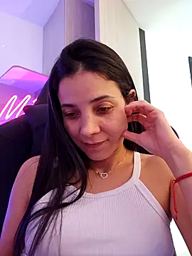 miaeyes online show from 01-17-25, 05:08