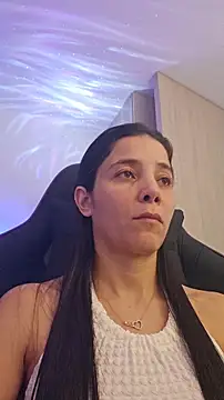 miaeyes online show from 01-10-26, 01:39