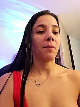 miaeyes online show from 01-06-26, 12:42