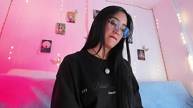 ineedmydaddy  online show from 07-24-26, 04:19