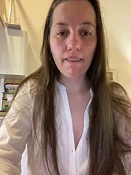 Nicole-Ray online show from 10-05-25, 08:32